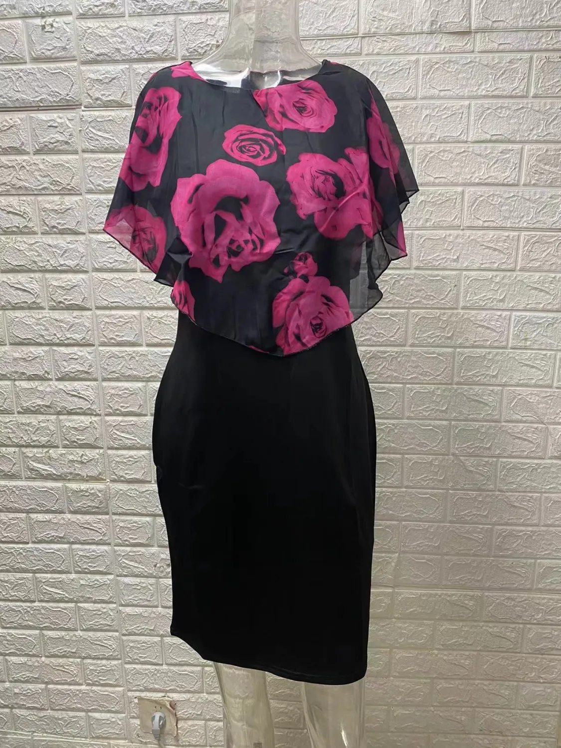 Rose Printed Shawl Women 's Slim Bodycon Plus Size Dress 8 Rose Printed Shawl Women 's Slim Bodycon Plus Size Dress - Image 8