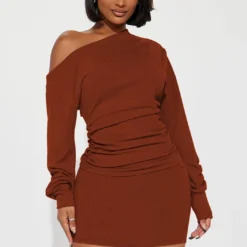 Women's Slash Shoulder Pleated Top Ribbed Skirt Sexy Two-piece Set -Deals Toggenix Store 2b302037a14bb248