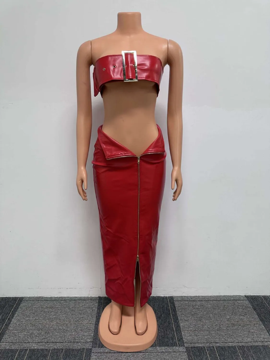 Sexy Leather Metal Buckle Tight Fitting Bodycon Skirt Set 6 Sexy Leather Metal Buckle Tight Fitting Bodycon Skirt Set - Image 6