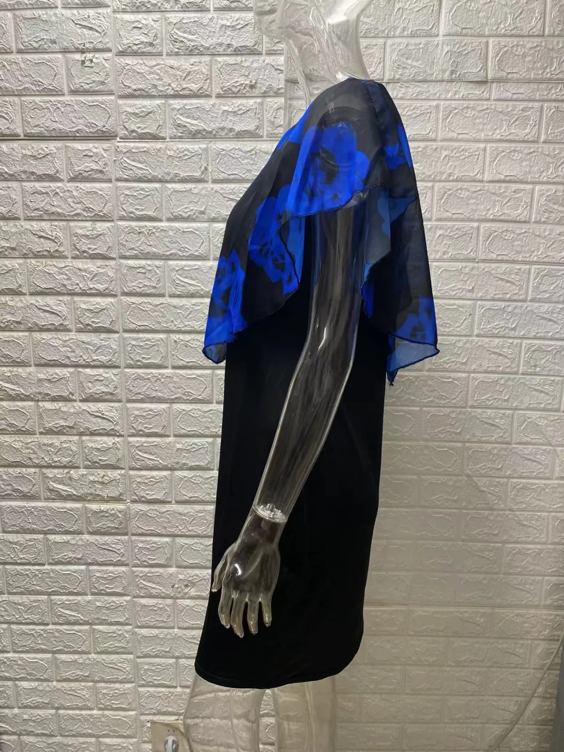 Rose Printed Shawl Women 's Slim Bodycon Plus Size Dress 7 Rose Printed Shawl Women 's Slim Bodycon Plus Size Dress - Image 7