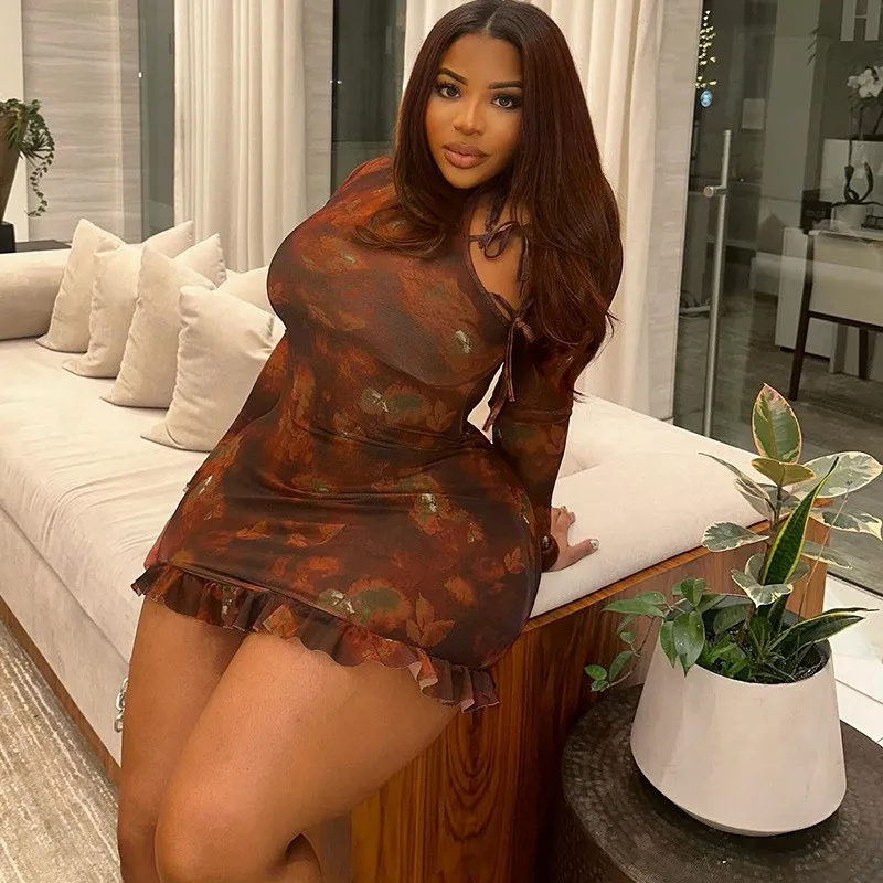 Fashion Printed Retro Long Sleeve Round Neck Hollow Lace-Up Bodycon Women's Dress 5 Fashion Printed Retro Long Sleeve Round Neck Hollow Lace-Up Bodycon Women's Dress - Image 5