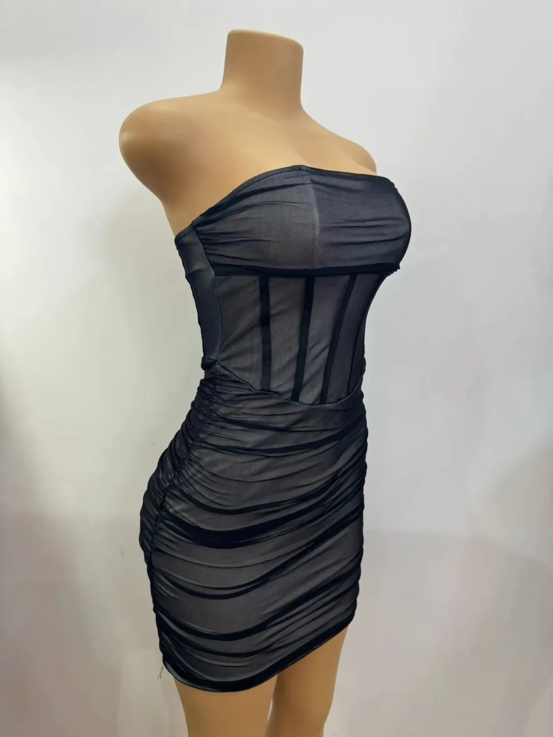 Women Sexy Off-the-shoulder Strapless Bodycon Pleated Dress 6 Women Sexy Off-the-shoulder Strapless Bodycon Pleated Dress - Image 6