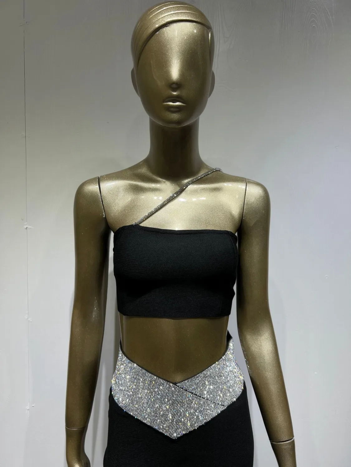 Women Sexy Strapless Crop Top And High Waisted Skirt Two-Piece Set 9 Women Sexy Strapless Crop Top And High Waisted Skirt Two-Piece Set - Image 9