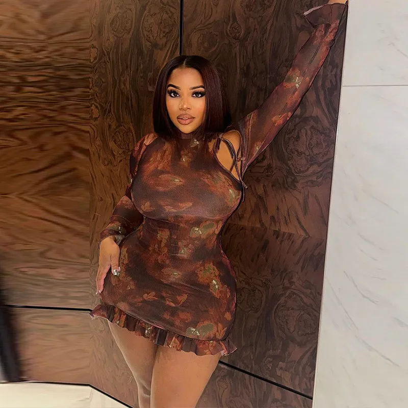 Fashion Printed Retro Long Sleeve Round Neck Hollow Lace-Up Bodycon Women's Dress 3 Fashion Printed Retro Long Sleeve Round Neck Hollow Lace-Up Bodycon Women's Dress - Image 3