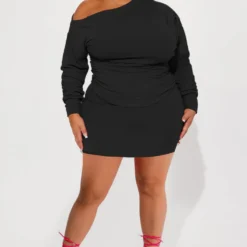 Women's Slash Shoulder Pleated Top Ribbed Skirt Sexy Two-piece Set -Deals Toggenix Store ffee8c70c4cccd68